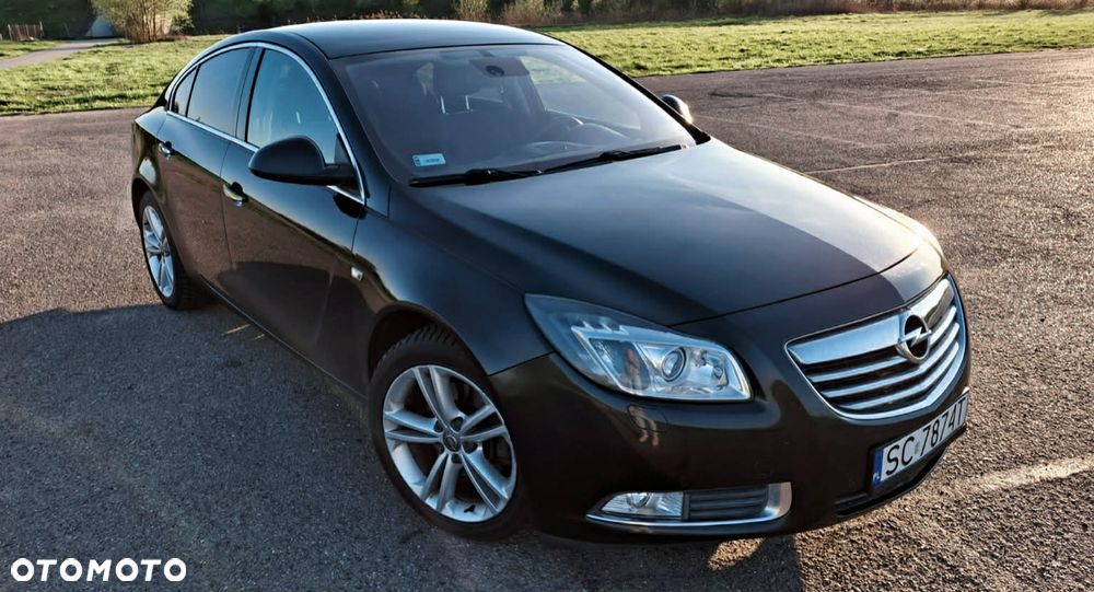 Opel Insignia 2.0 T Cosmo 4x4 - 4