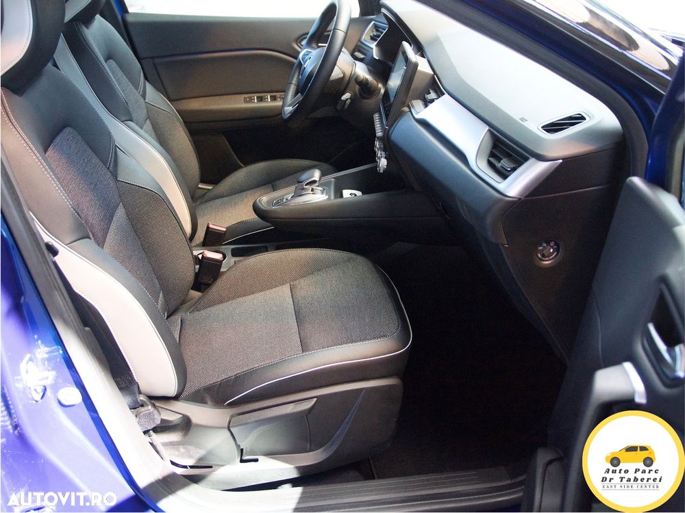 Renault Captur PHEV 160 Techno - 26