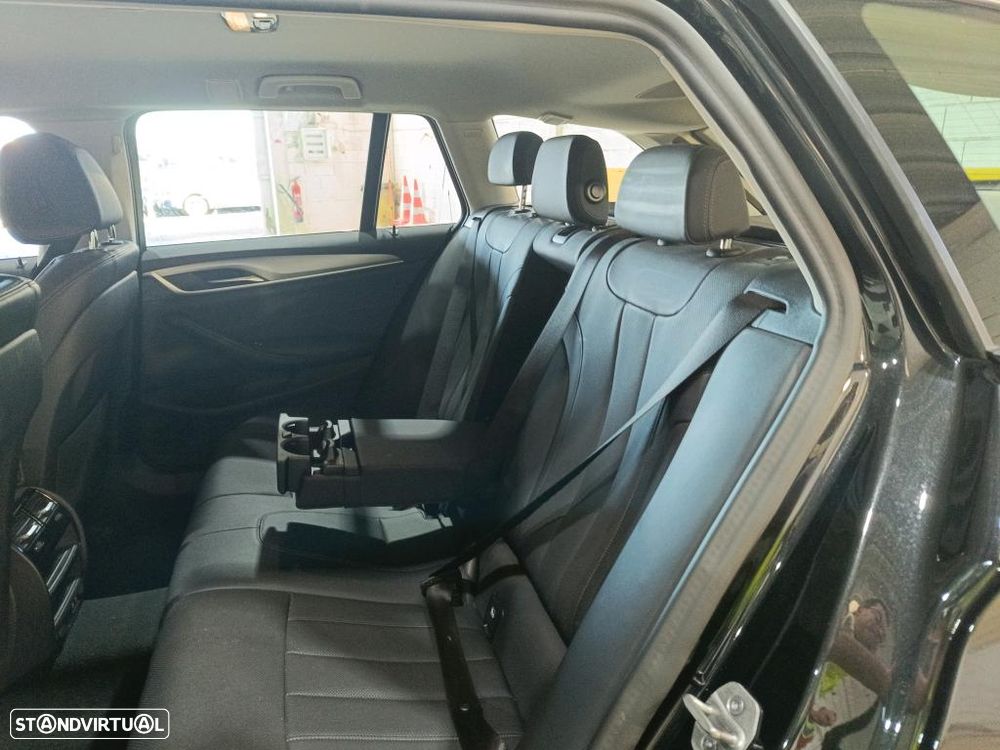 BMW 530 e - 9