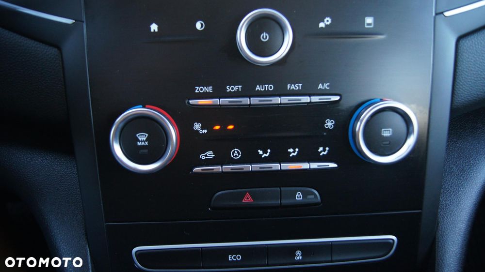 Renault Megane 1.2 Energy TCe Limited - 23