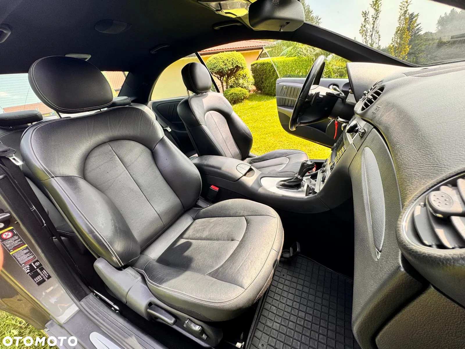 Mercedes-Benz CLK - 21