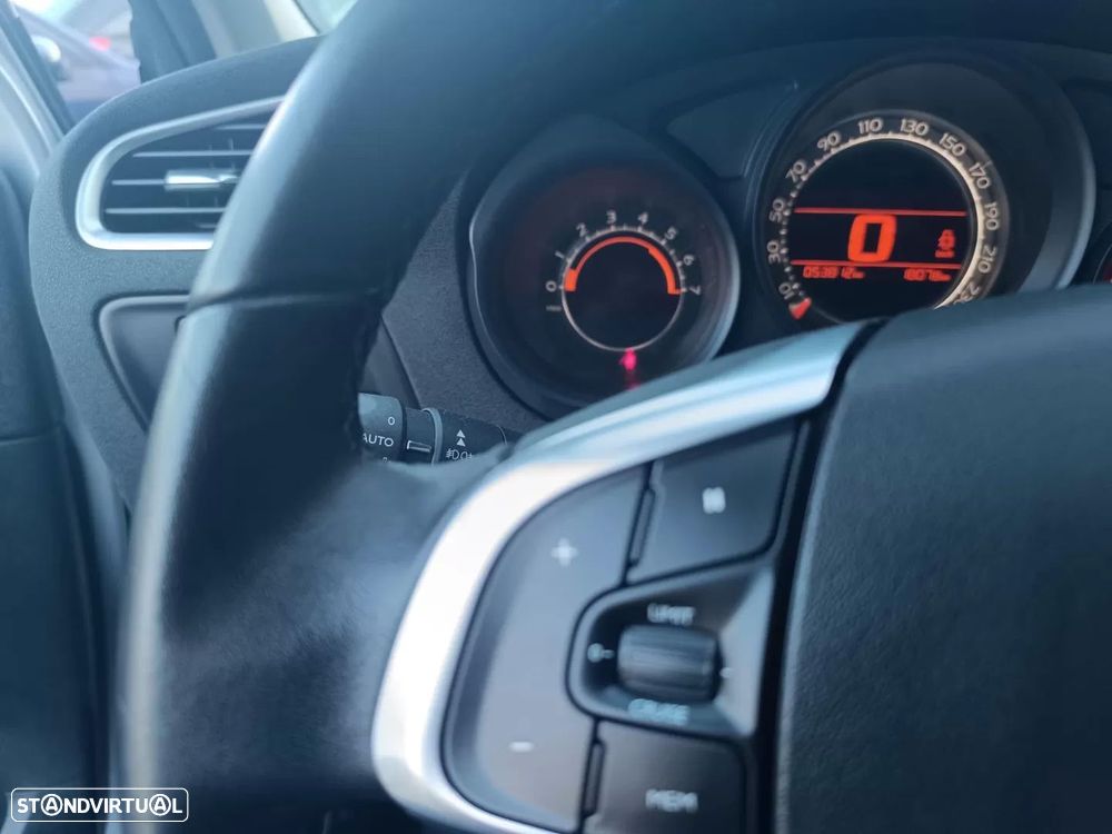 Citroën C4 1.6 e-HDi Air.Exclusive - 23