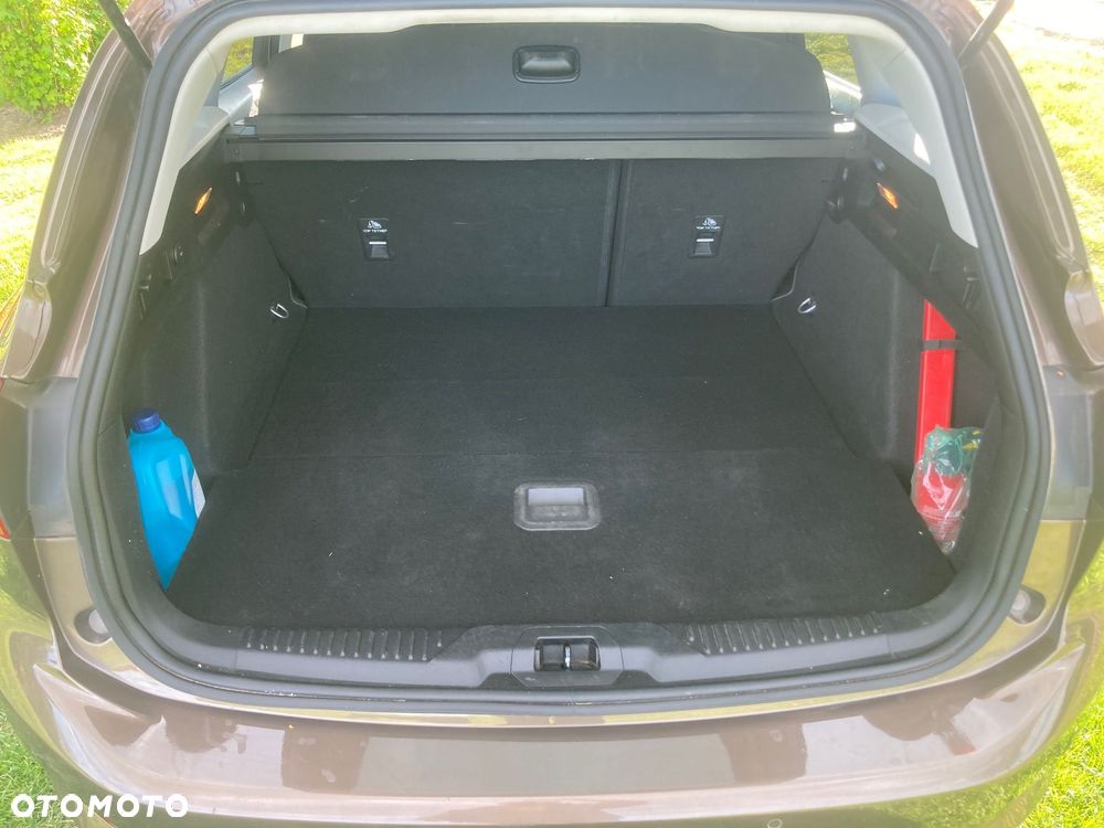 Ford Focus - 22