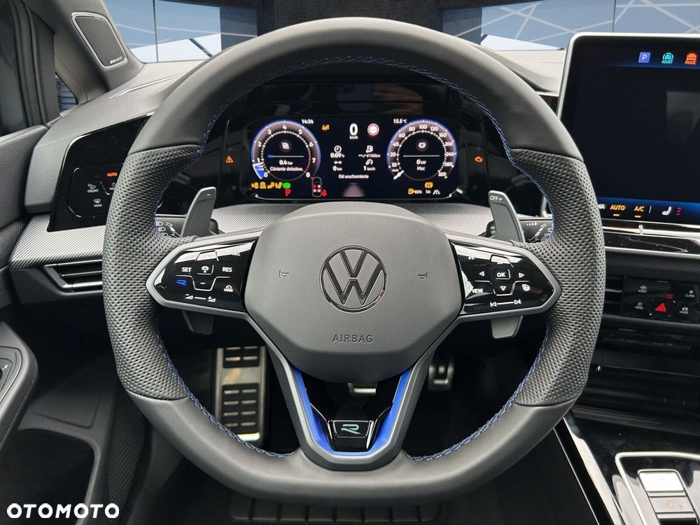 Volkswagen Golf - 14