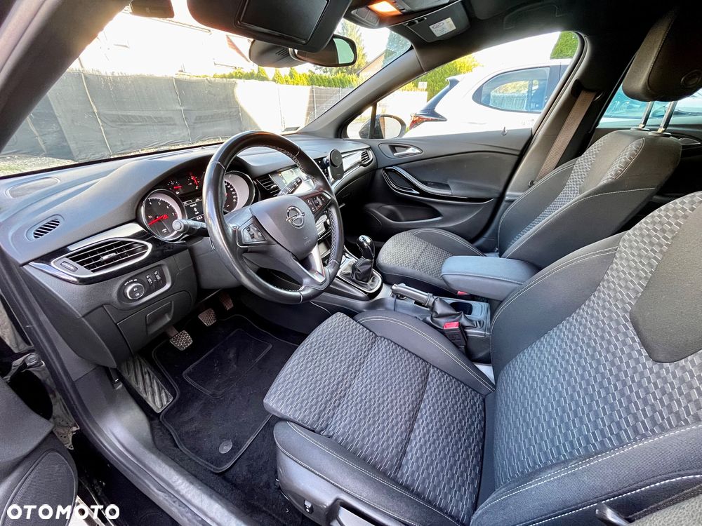 Opel Astra 1.4 T Dynamic - 10