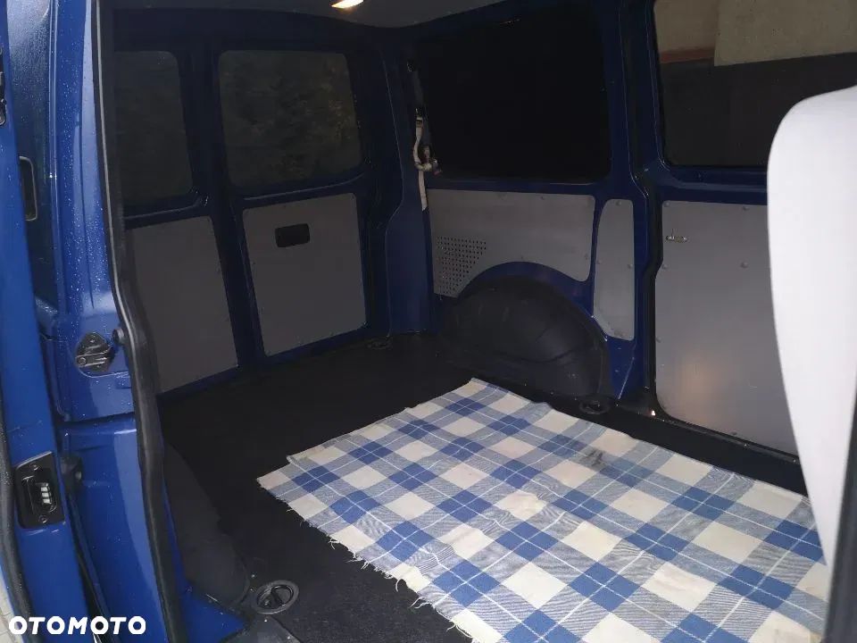 Volkswagen Transporter T5 - 8