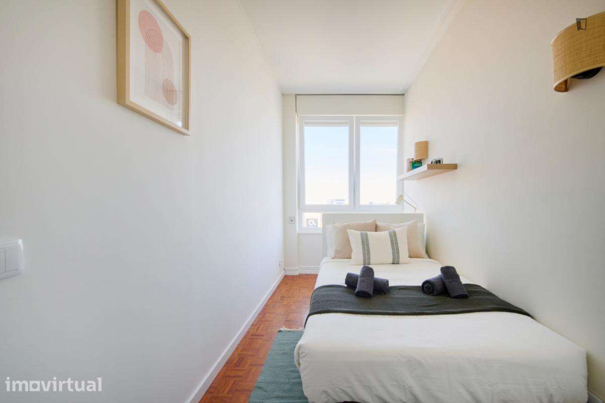 Quarto - localizado em Picoas Lisbon - Grande imagem: 3/60