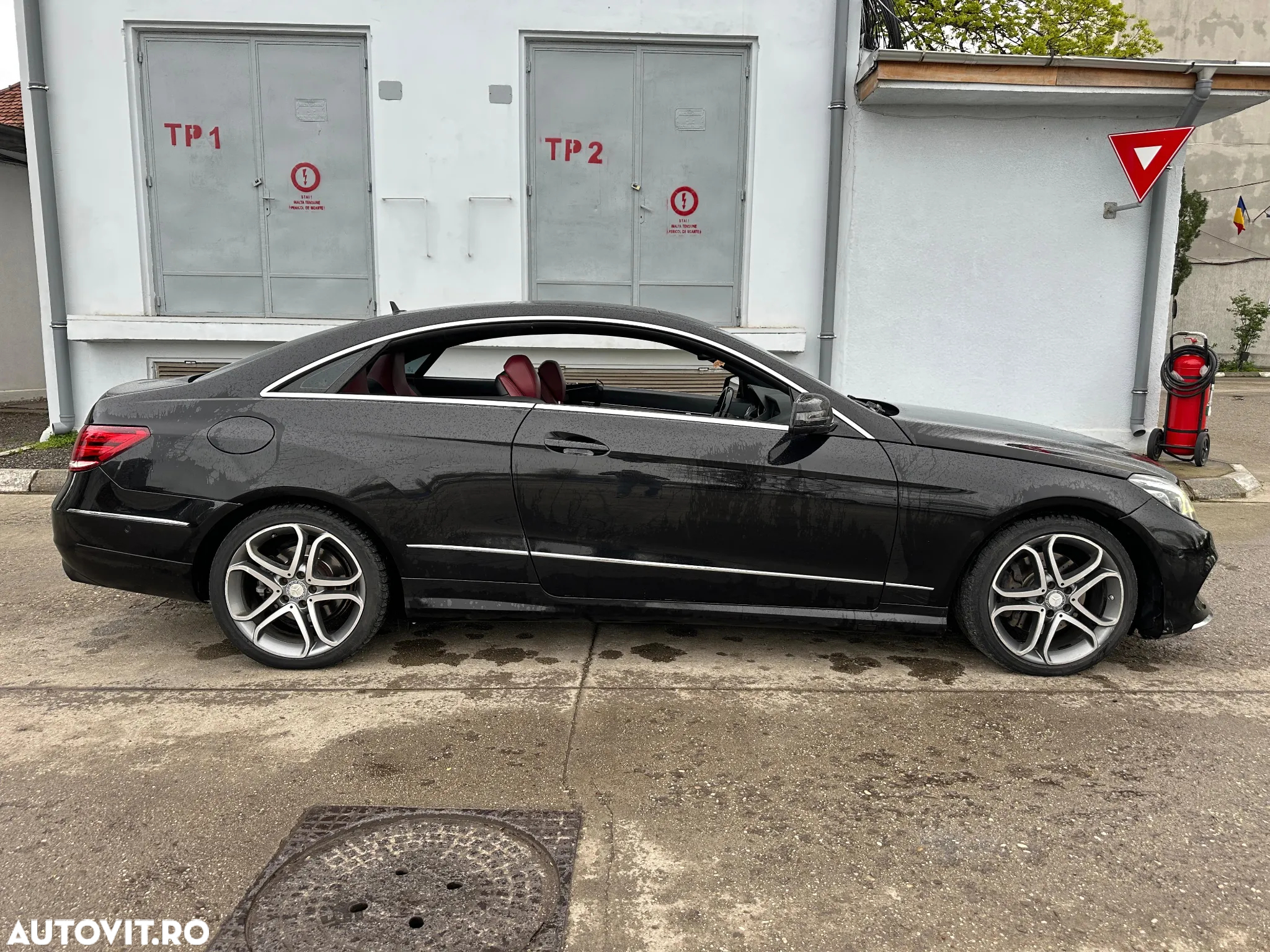 Mercedes-Benz E - 4