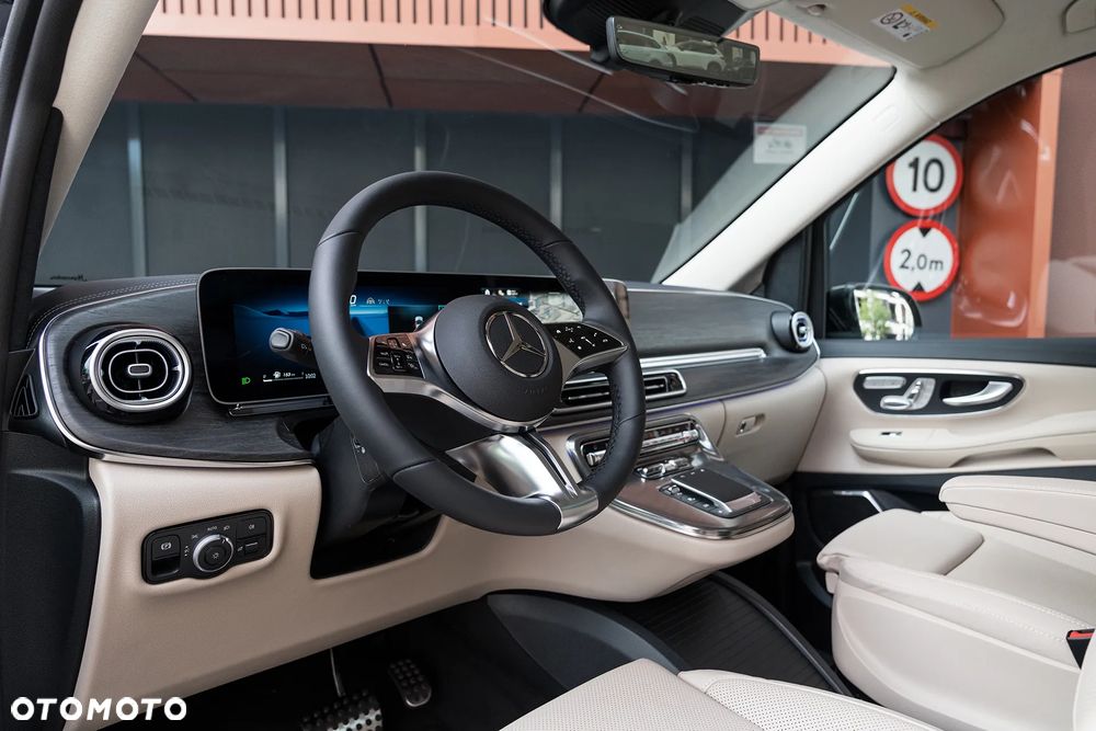 Mercedes-Benz Klasa V 300 d 4-Matic 9G-Tronic Exclusive (d³ugi) - 19