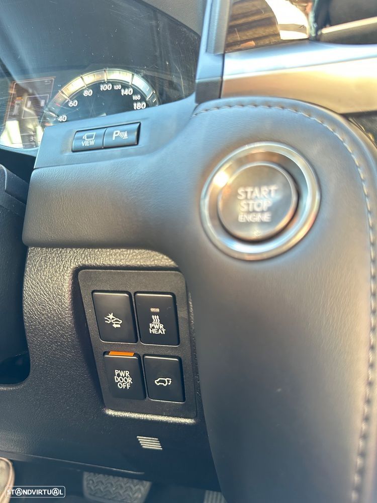 Lexus LX 450 - 39