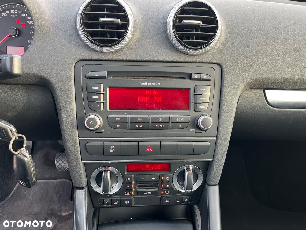 Audi A3 Sportback 1.6 Attraction - 13