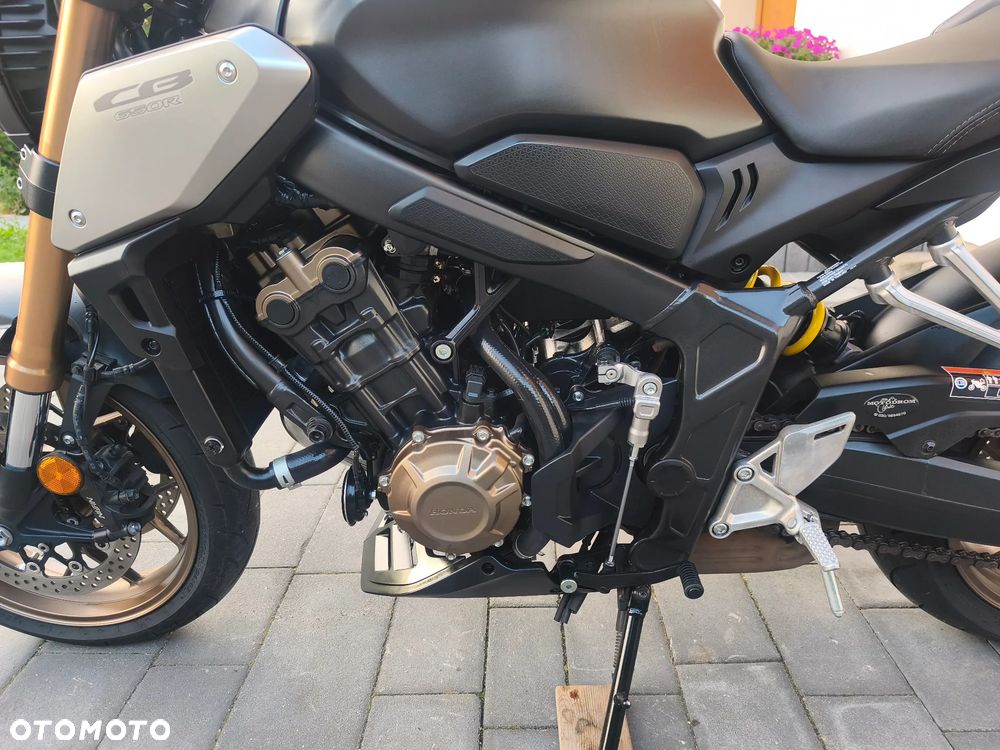 Honda CB - 21