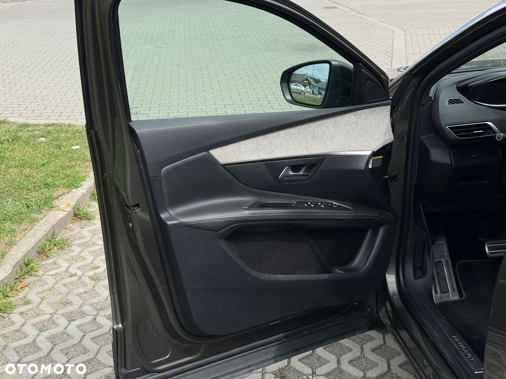 Peugeot 3008 2.0 BlueHDi GT S&S EAT8 - 9