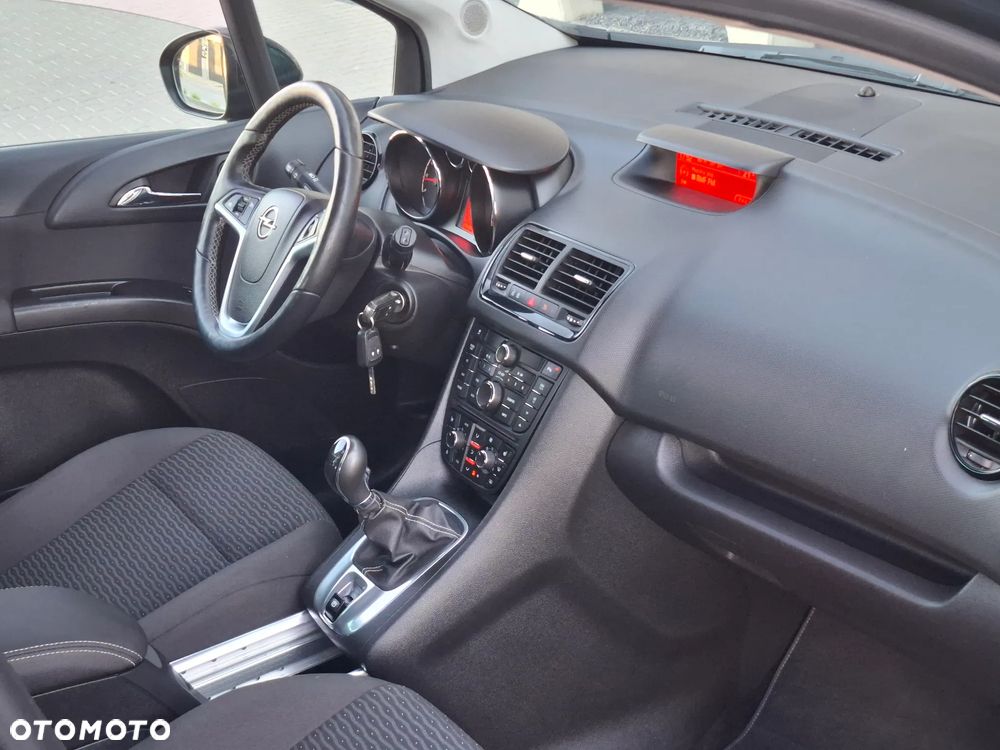Opel Meriva 1.4 T Cosmo - 26