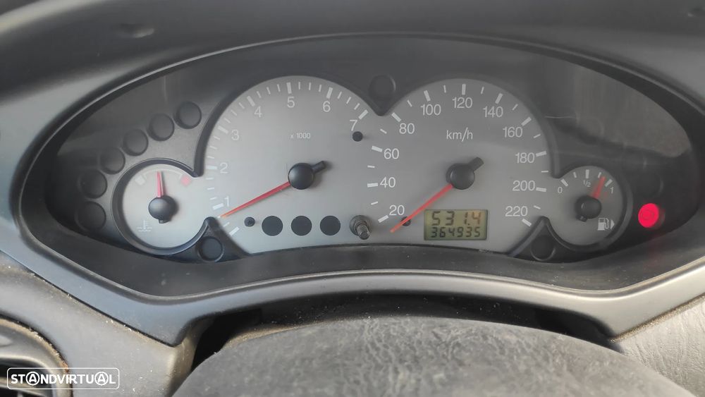 Ford Focus SW 1.8 TDdi Ghia - 1