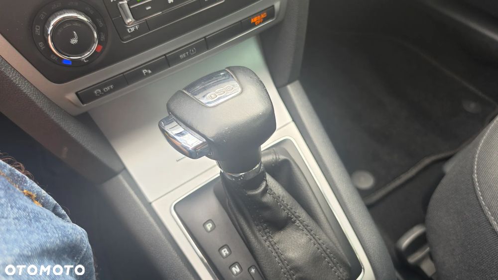 Skoda Octavia 1.6 TDI DPF DSG Ambition - 23