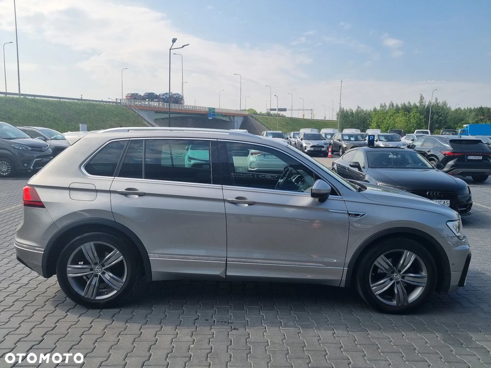 Volkswagen Tiguan 2.0 TDI SCR 4MotION DSG R-Line - 6