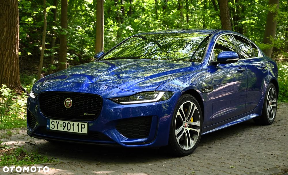 Jaguar XE - 14