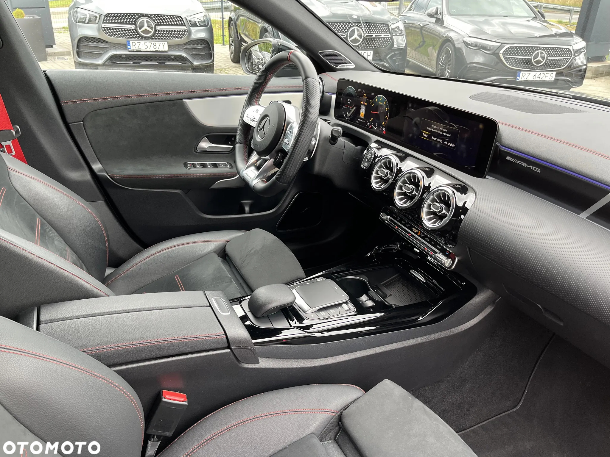 Mercedes-Benz CLA AMG 35 4-Matic 7G-DCT - 12