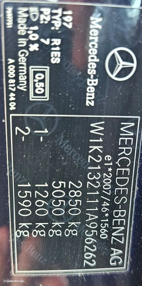 Mercedes-Benz E 300 de 4Matic 9G-TRONIC AMG Line - 28