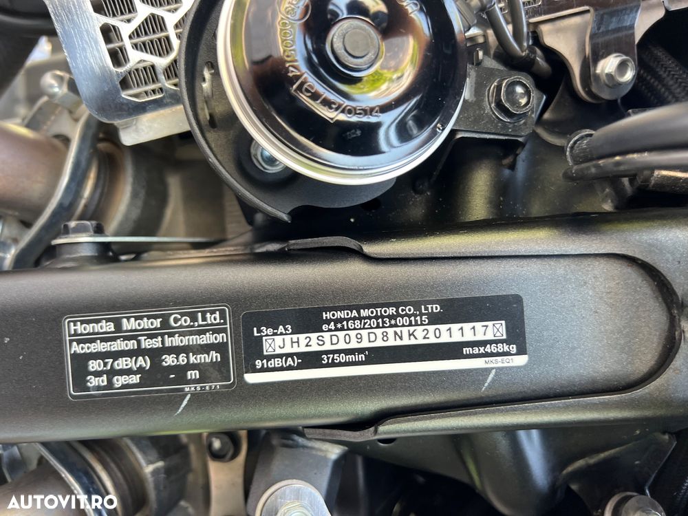 Honda Africa Twin - 33