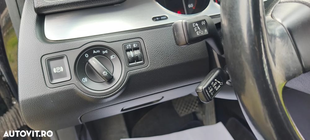 Volkswagen Passat 2.0 TDI DPF DSG Highline - 21