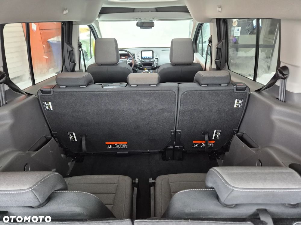 Ford Tourneo Connect Grand - 14