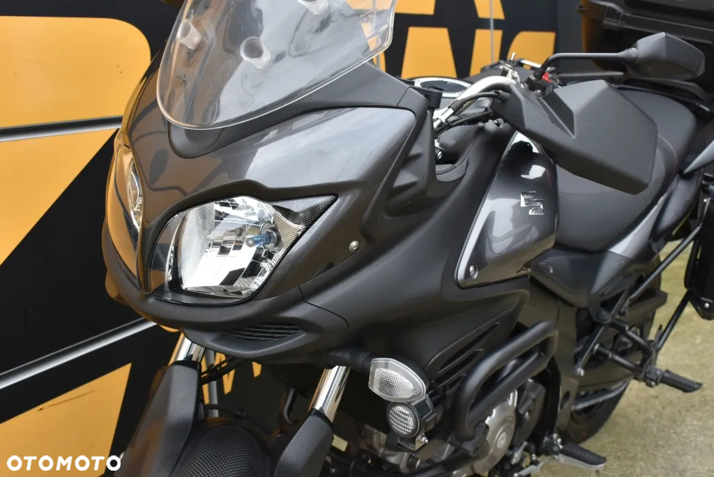 Suzuki V-STROM - 22