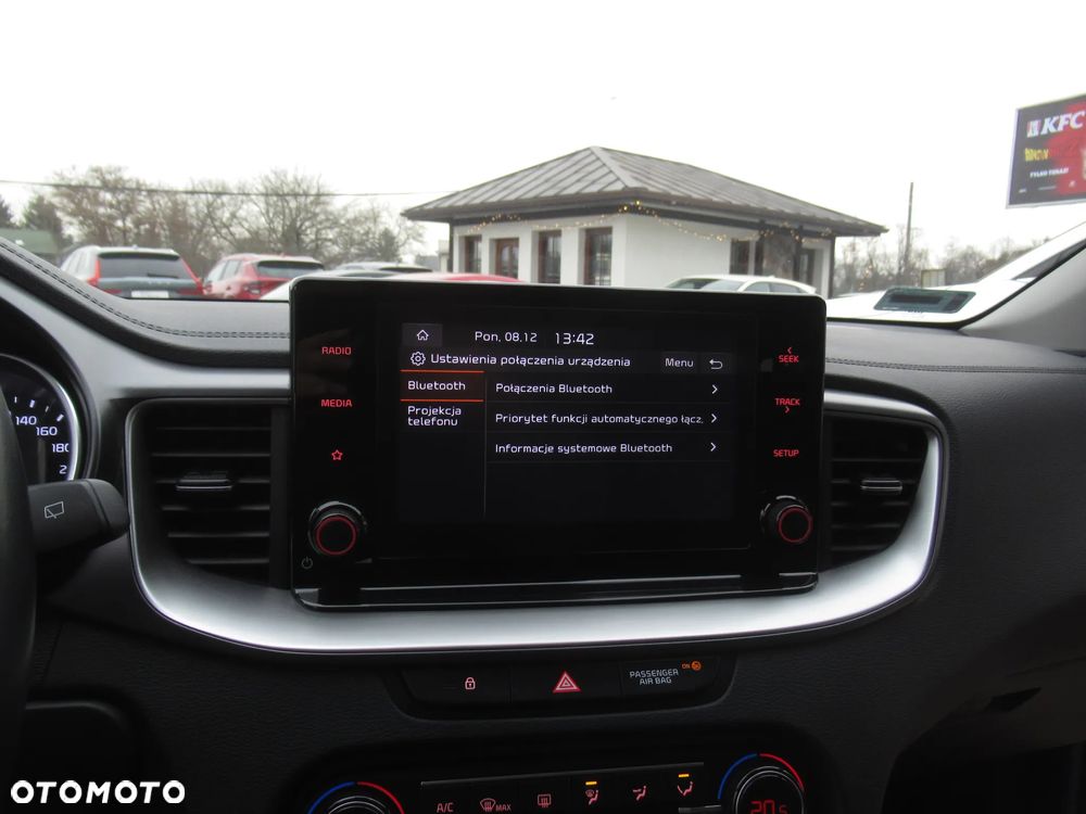 Kia Ceed 1.5 T-GDI M - 23