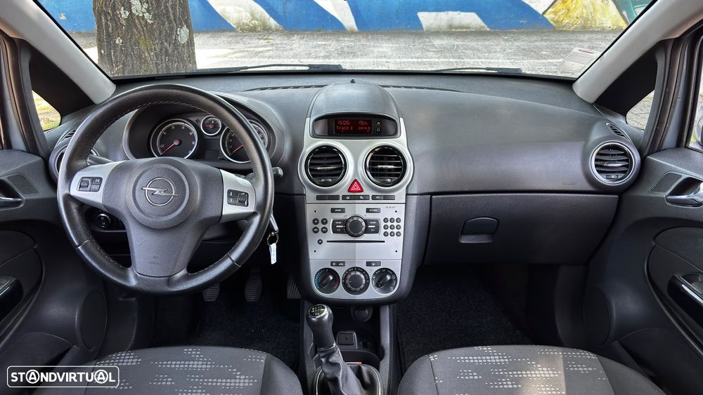 Opel Corsa 1.3 CDTI Enjoy EcoFLEX - 3