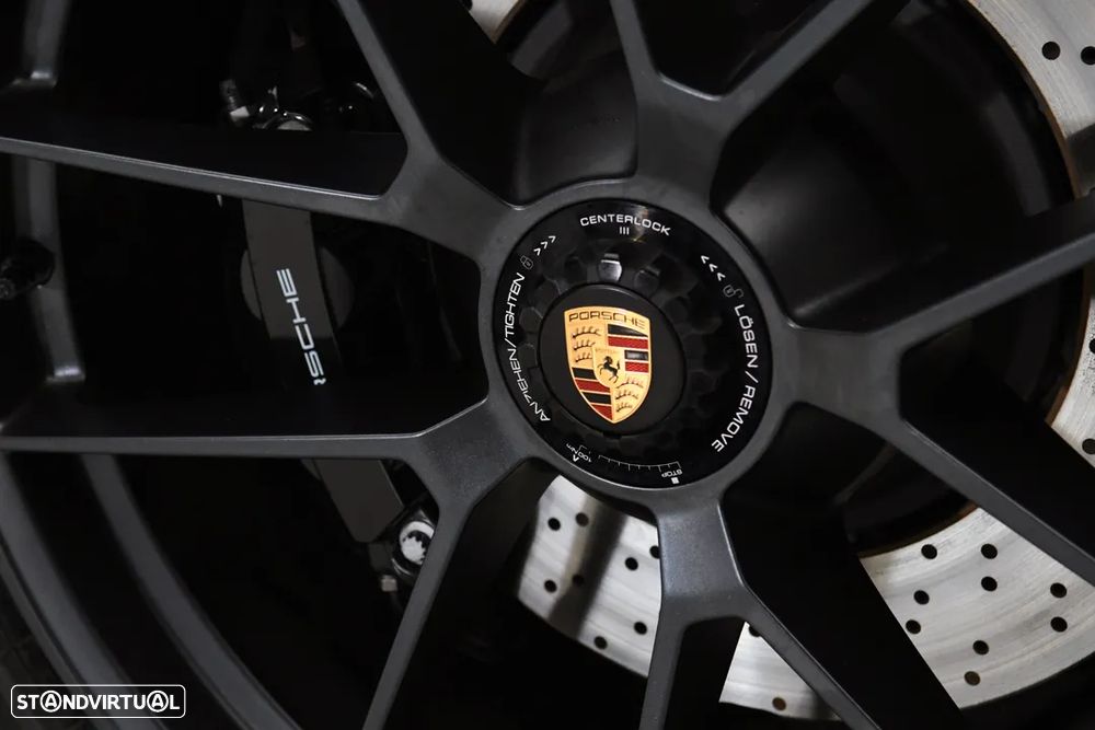 Porsche 911 (992) Carrera GTS - 8