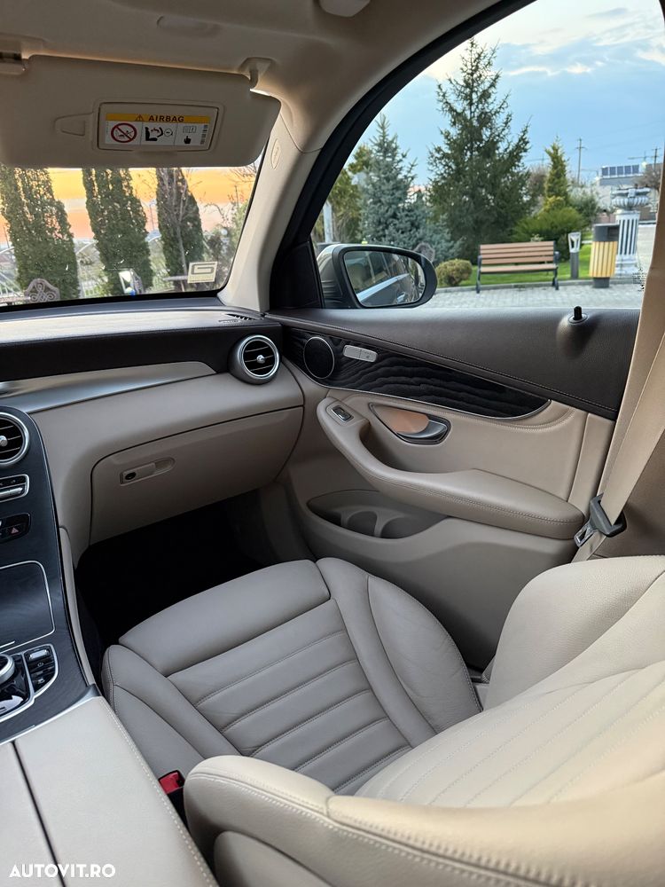 Mercedes-Benz GLC 220 d 4MATIC 9G-TRONIC Exclusive - 9