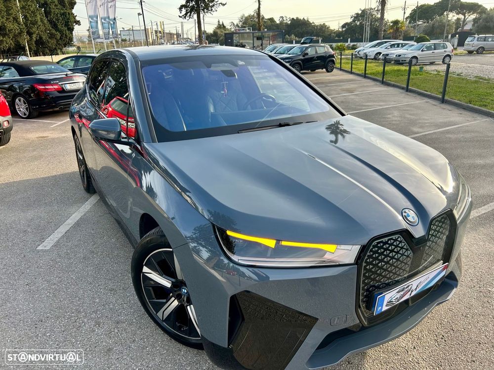 BMW iX xDrive 40 Pack Desportivo - 6
