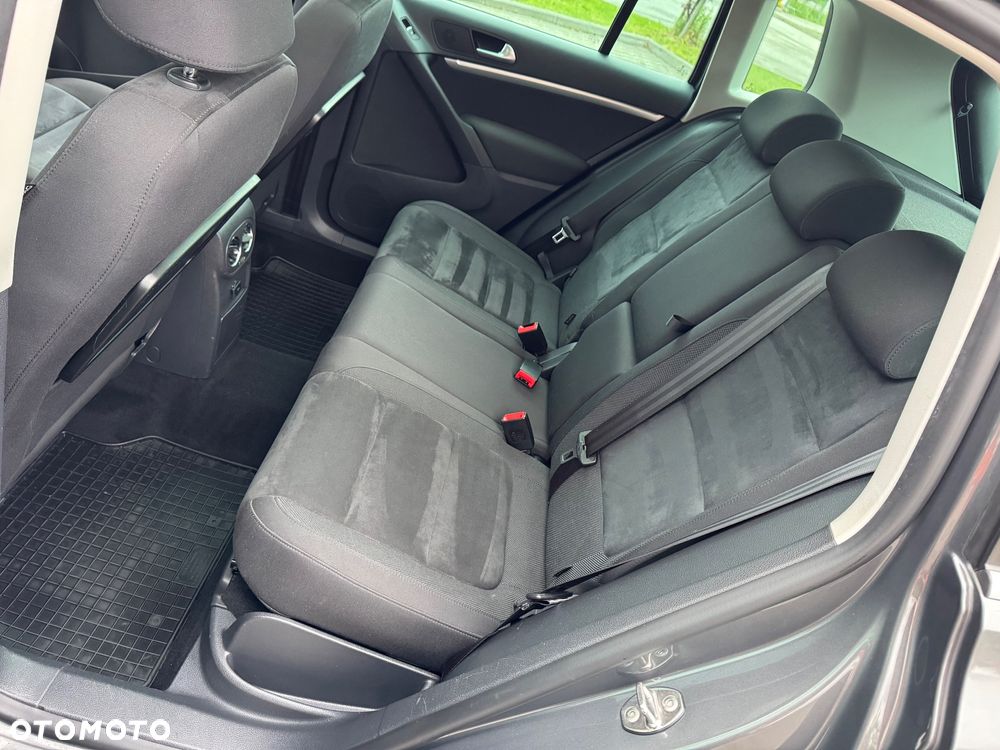 Volkswagen Tiguan 2.0 TDI R-Style - 29