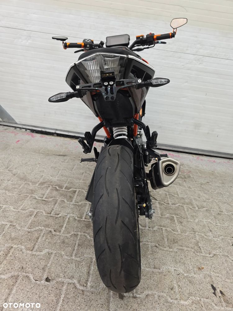 KTM Duke - 21