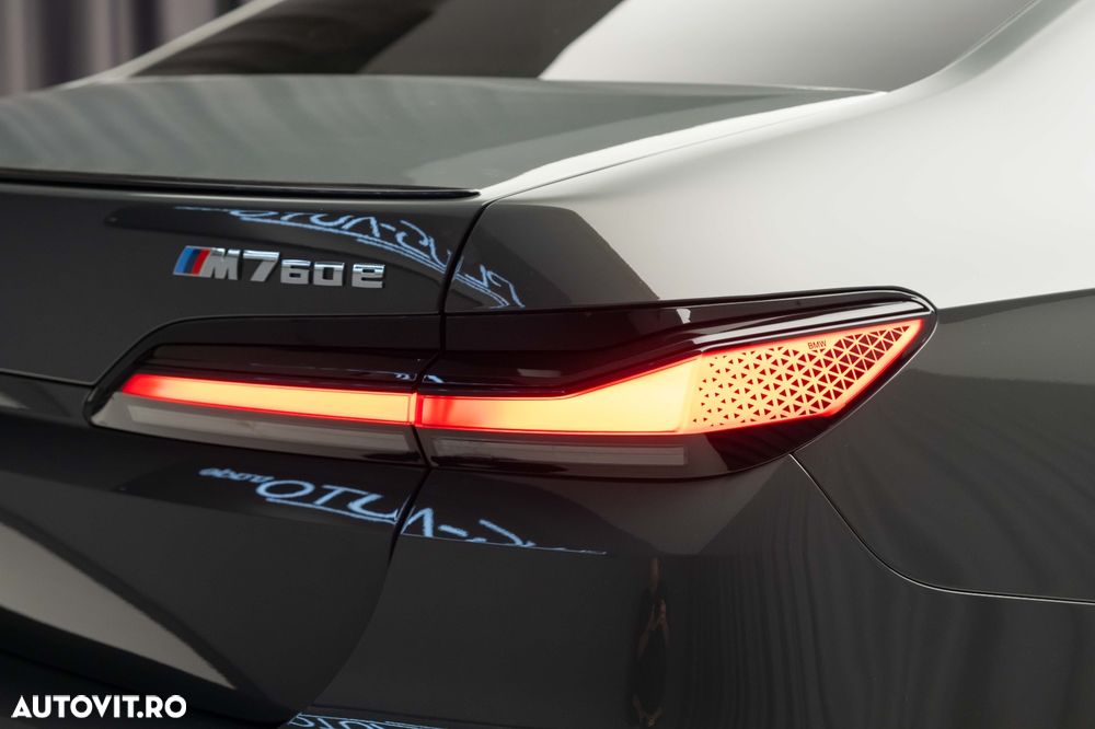 BMW M7 M760e xDrive AT PHEV - 14