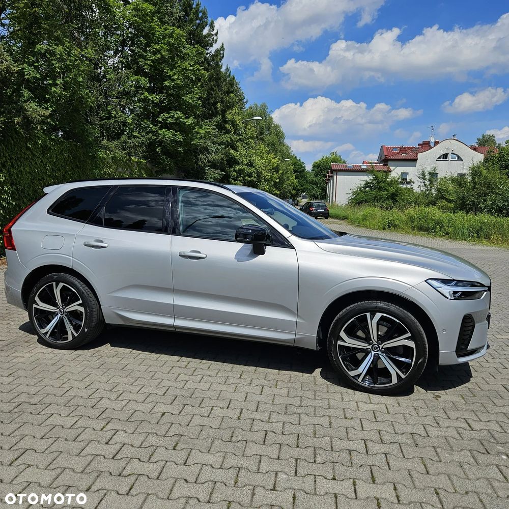 Volvo XC 60 B4 B Plus Dark - 9