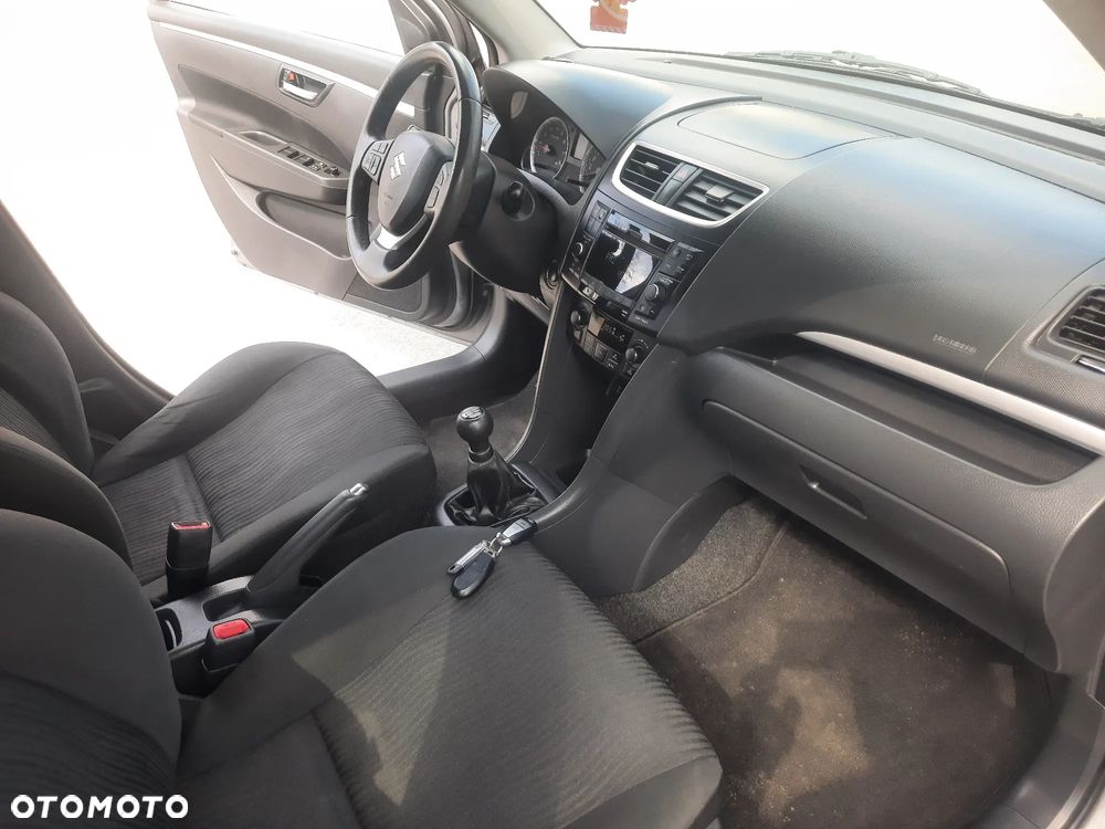 Suzuki Swift 1.2 Premium - 13