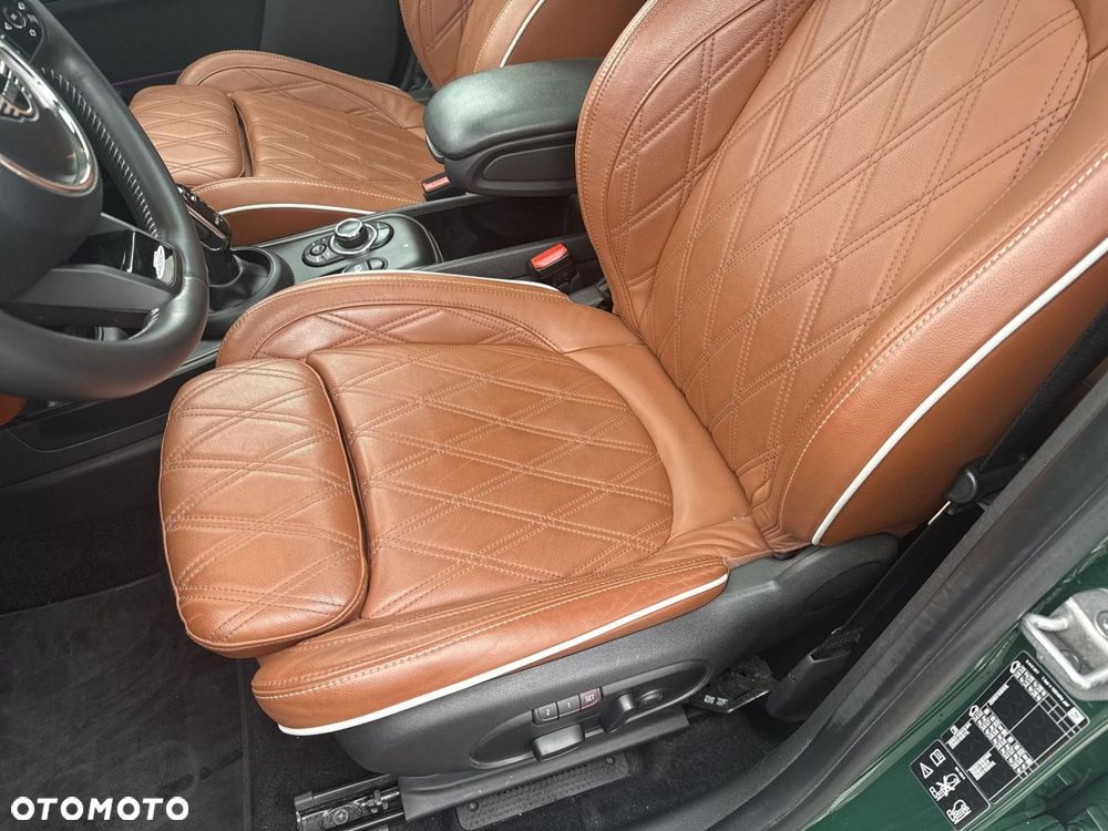 MINI John Cooper Works - 14