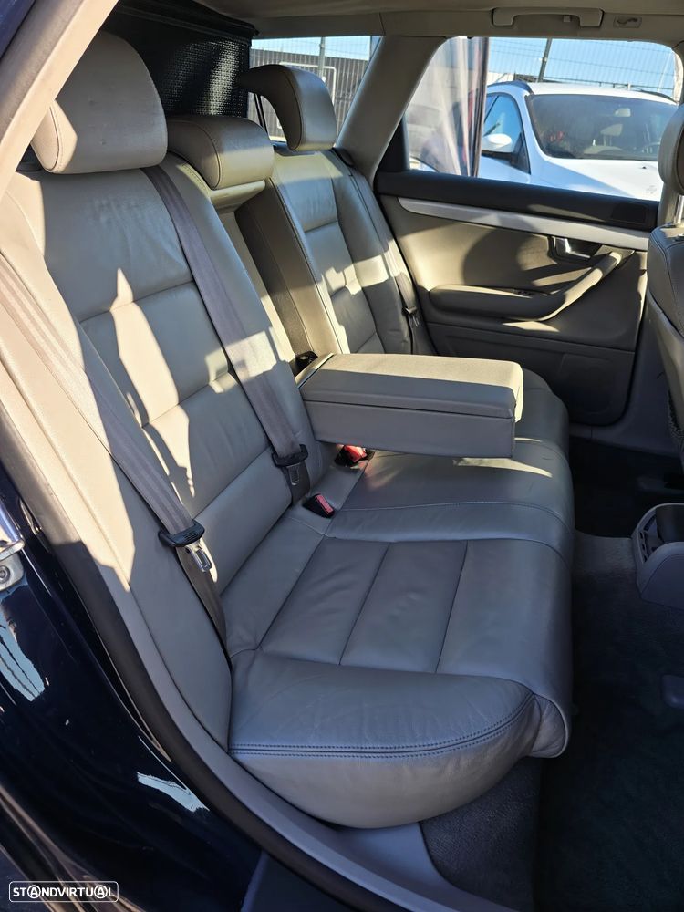 Audi A4 Avant 2.0 TDI S-line Multitronic - 9