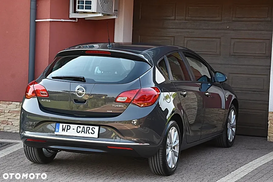Opel Astra 1.4 Turbo Active - 11