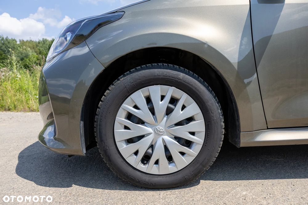 Toyota Yaris 1.5 Active - 10