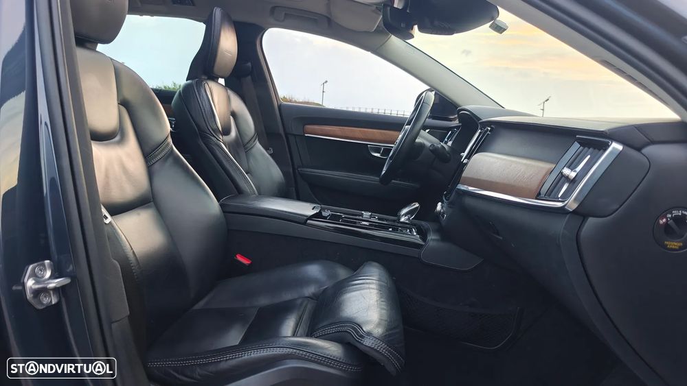 Volvo V90 - 40