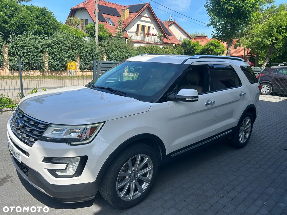 Ford Explorer - 16