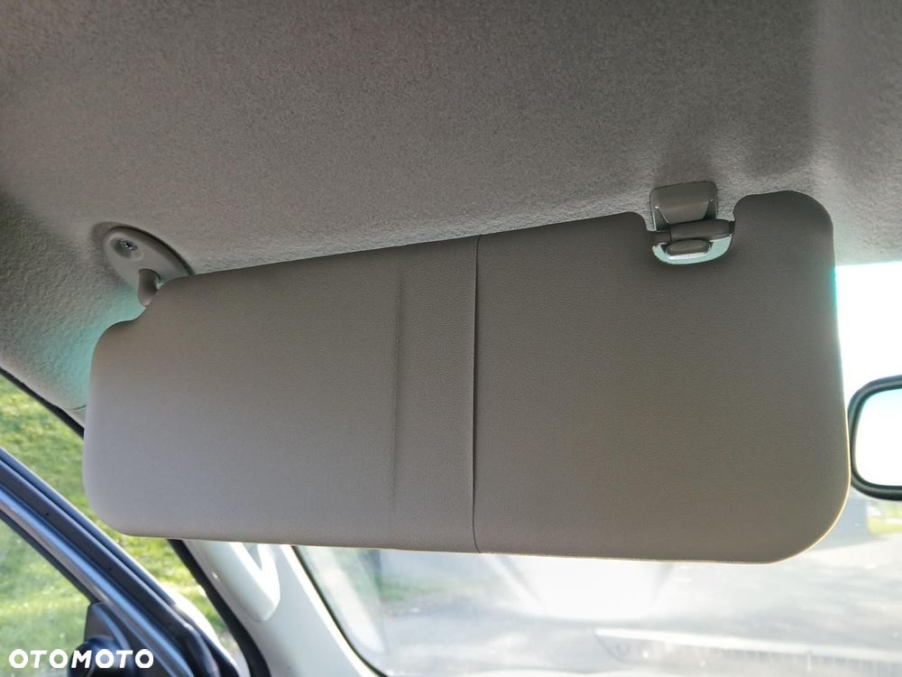 Toyota Hilux 2.8 D-4D Double Cab SR5 4x4 - 36