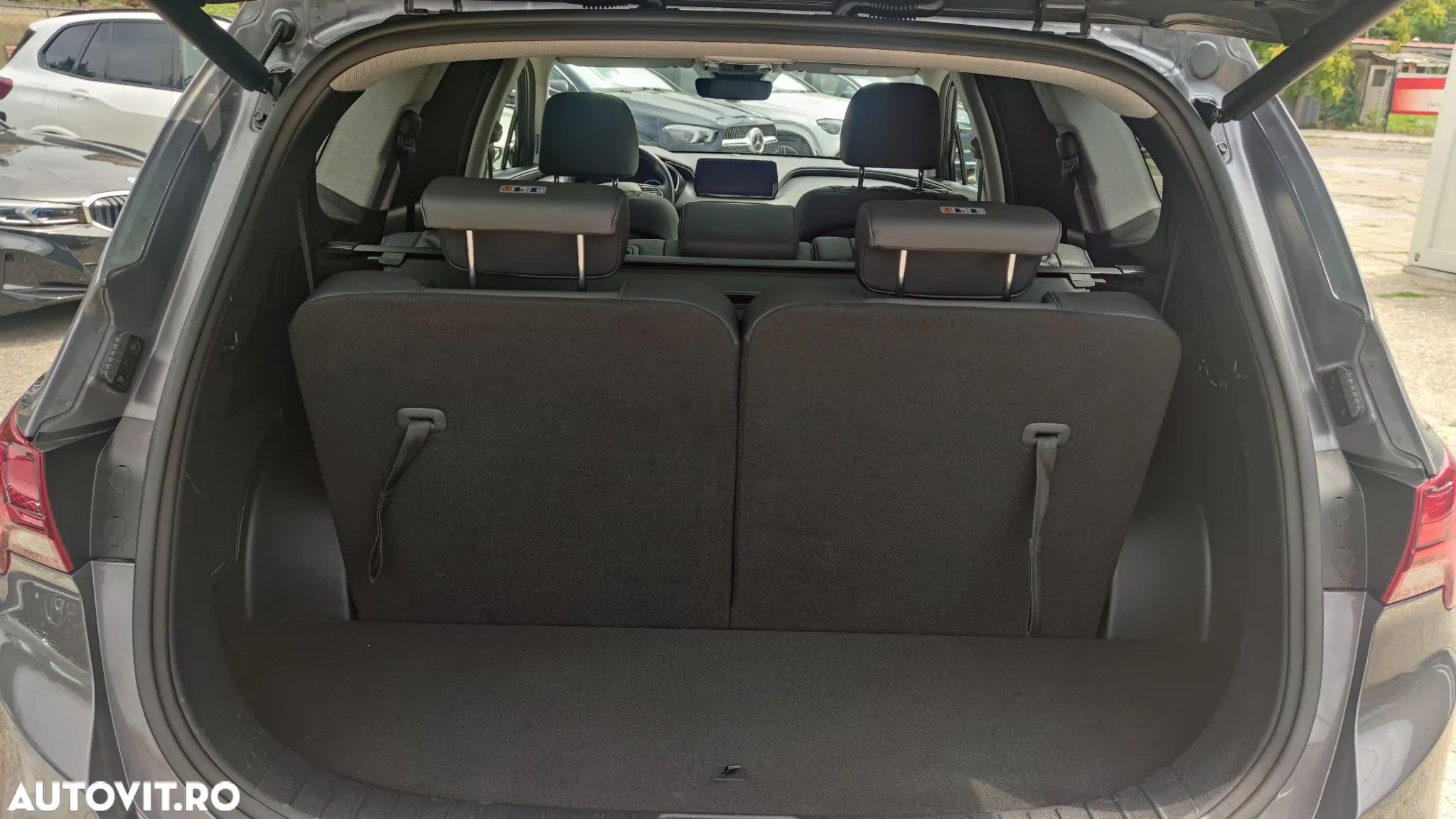 Hyundai Santa Fe Plug-in Hybrid 1.6 l 265 CP 4WD 6AT Luxury - 3