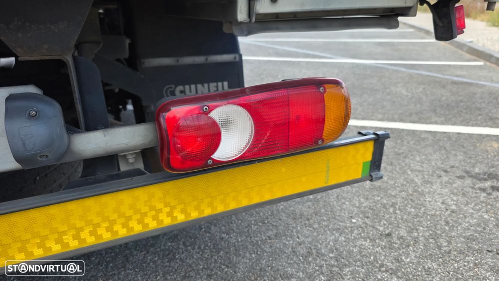 Mitsubishi FUSO Canter 3C15 - 11