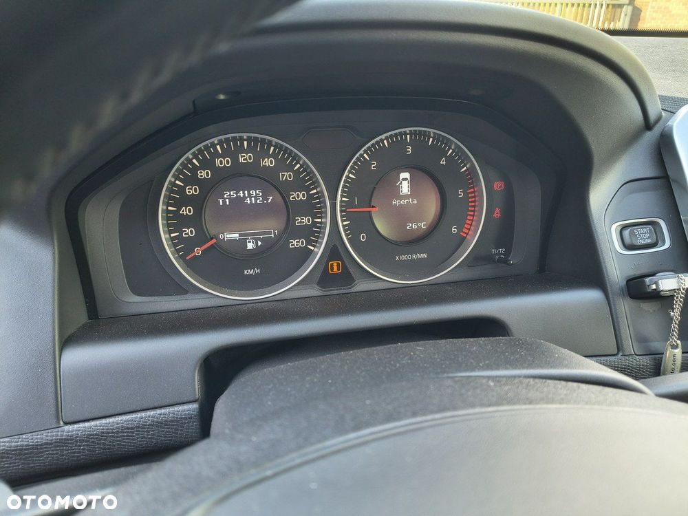 Volvo XC 60 D4 Kinetic - 8
