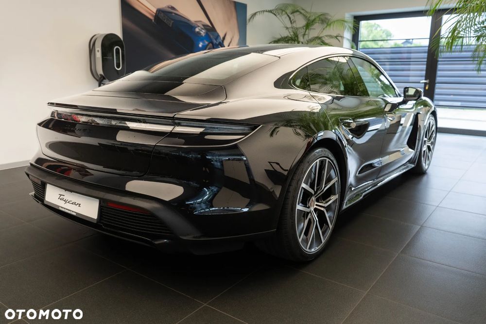 Porsche Taycan 105kWh 4S Black Edition - 4