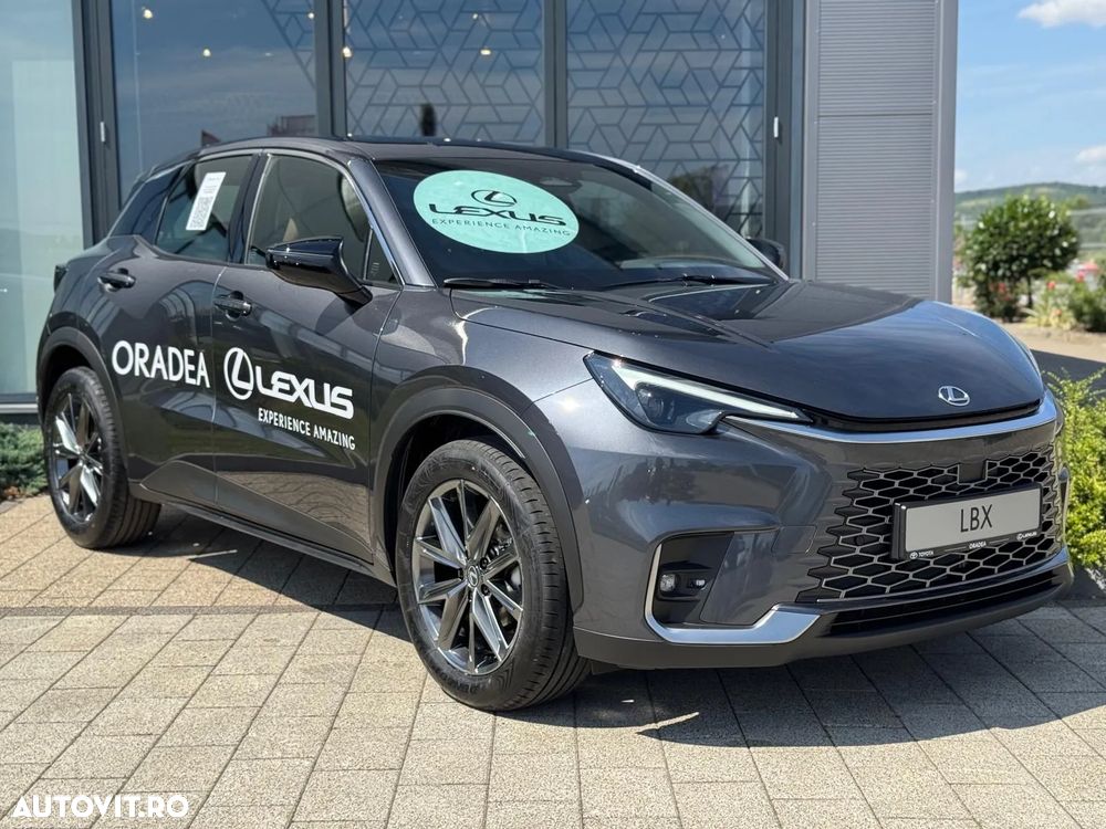 Lexus LBX 1.5 HEV 4x2 CVT Elegant - 2